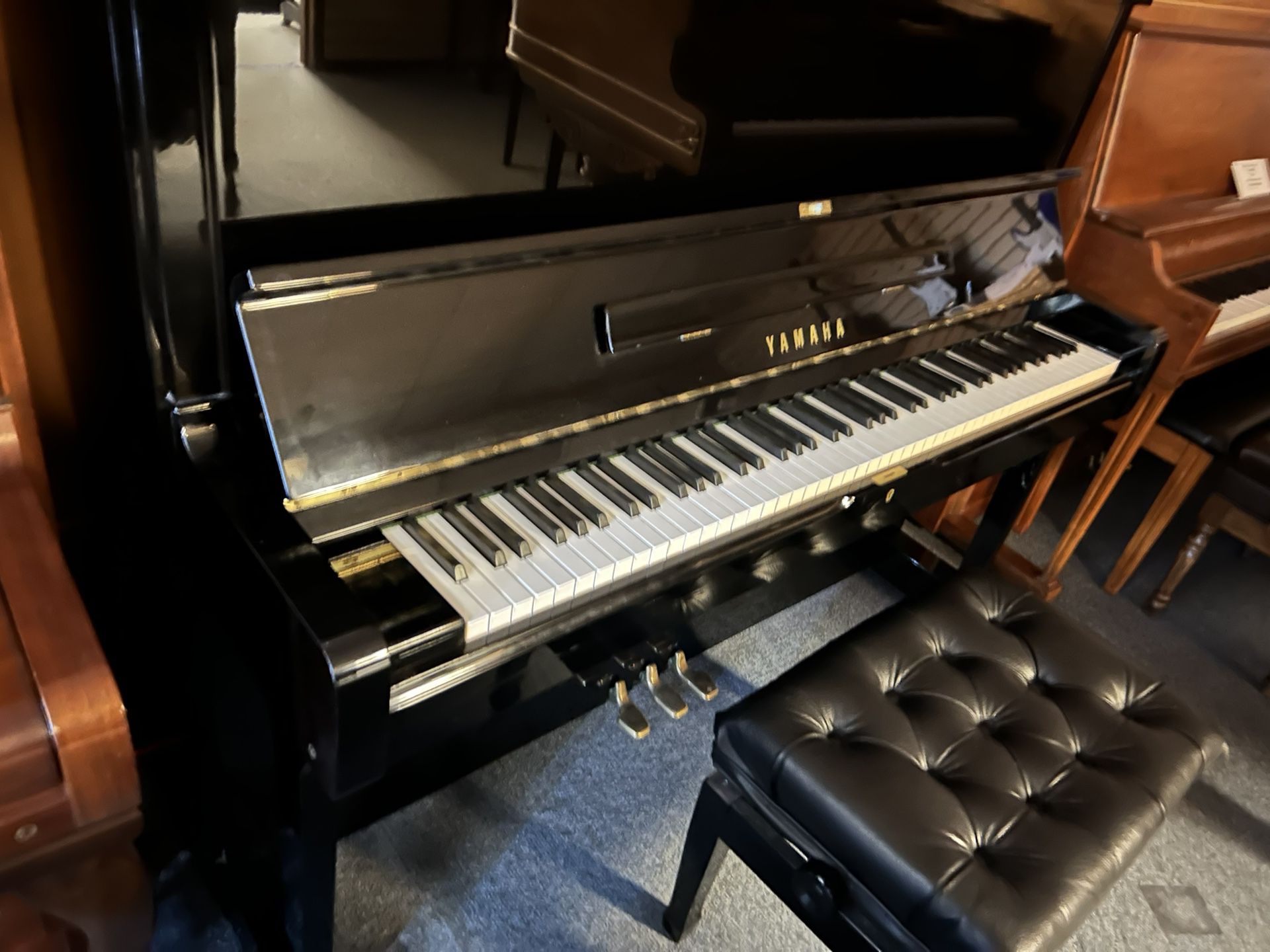 Yamaha Studio Upright Piano-Model U1