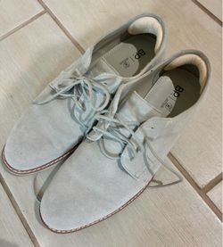 Men grey suede lace up shoe size 9.5
