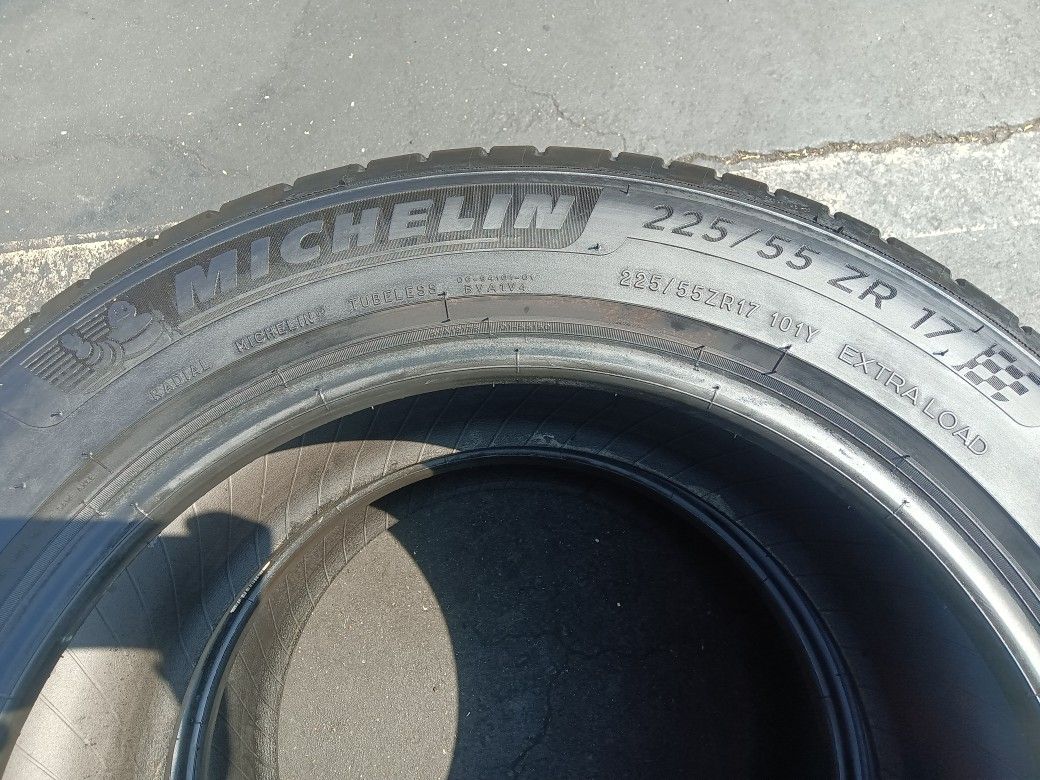 2 Llantas 225 55 R17 Michelin Pilot Sport