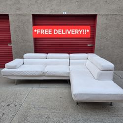 Modern Sectional Sofa (READ DESCRIPTION)