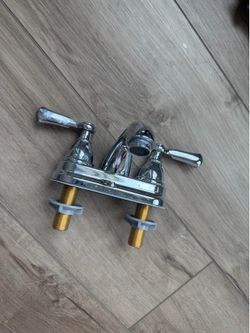 Bathroom faucet