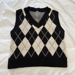 Argyle pattern knit vest S size