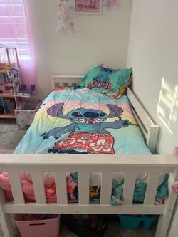 Twin bed