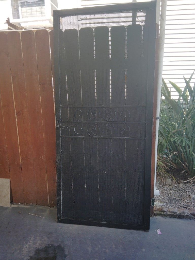 Screen Door Metal
