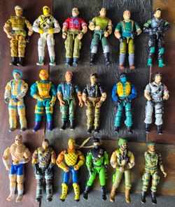 Gi Joe action figures
