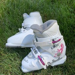 Dalbello Lilly 2 Ski Boots 19.5 Mondo 12 Toddler Kids