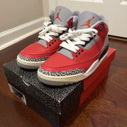 Nike Jordan 3 Fire Reds Size 10 