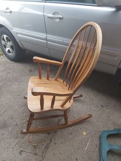 Wooden rocking chair 25