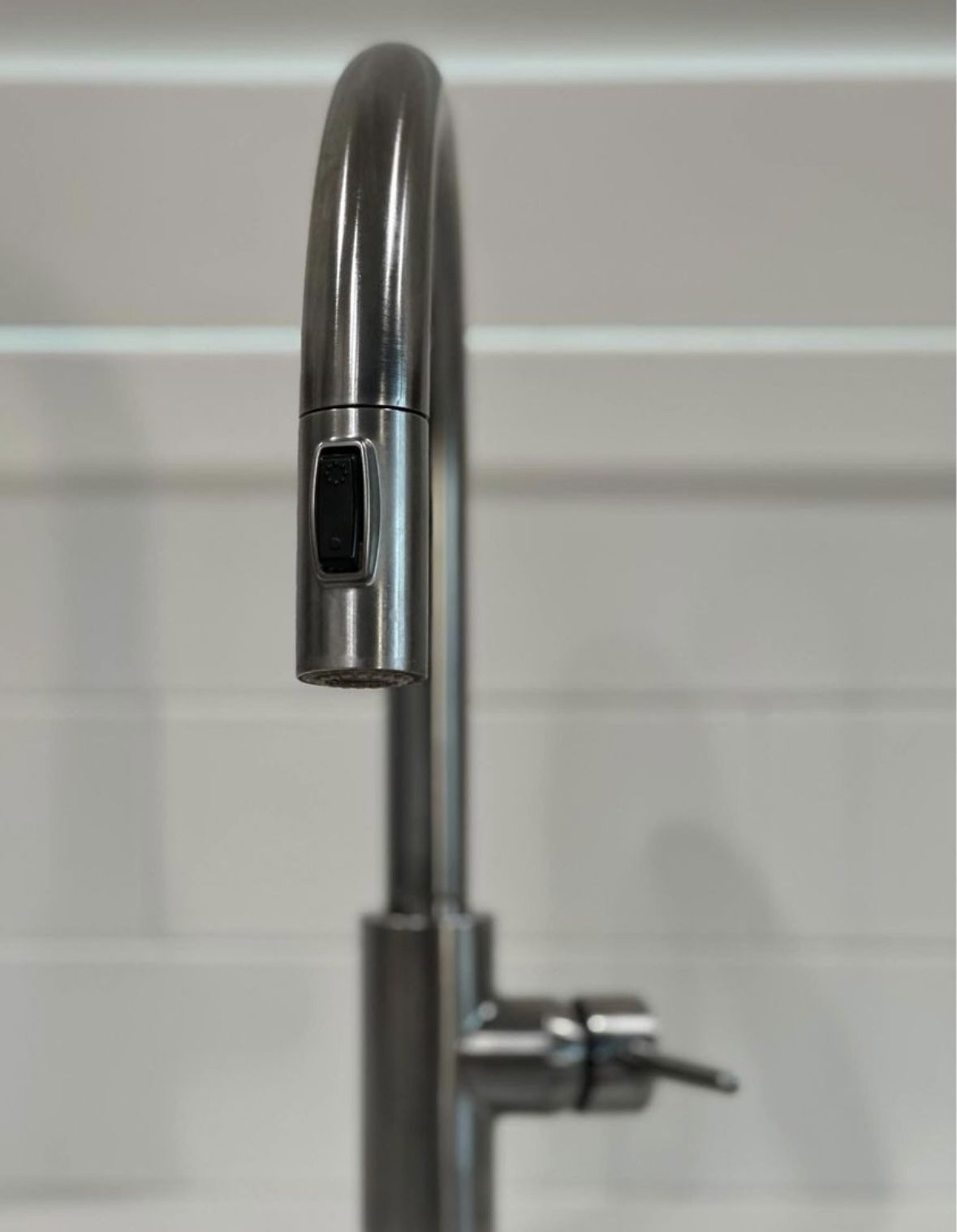 Delta Single Handle Pull-Down Touch Faucet 