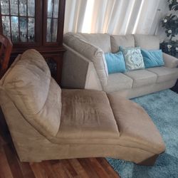 Chaise sofa