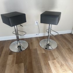 Grey Bar Stool Set 