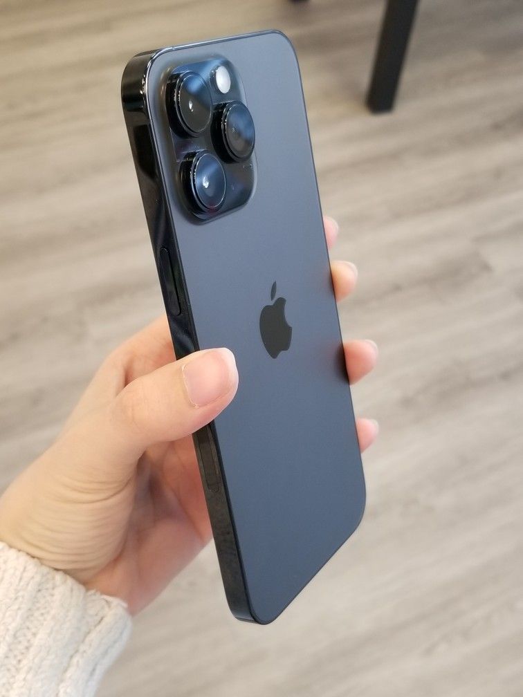 Apple IPhone 14 Pro Max Unlocked - $1 Down Today, No Credit Required (PROMOTION FROM 6/21 TO 7/5)