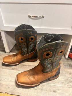 In Dillion Western Cowboy Boots