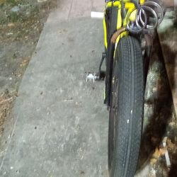 Krusher Fat Tire Bicycle Model Yellow Black Fat Tires Fat Tire Bike