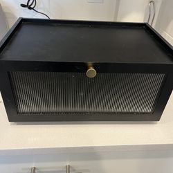 Breadbox