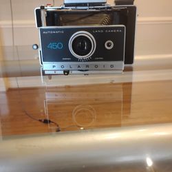 Vintage Polaroid 450 Land Camera