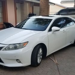 Lexus Es300h HYBRID 