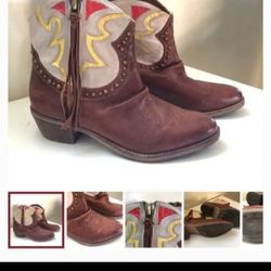 New [Retail $250] Women's Size 8.5 SAM EDELMAN Boots Western / Leather/ Zipper