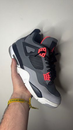 Jordan 4s