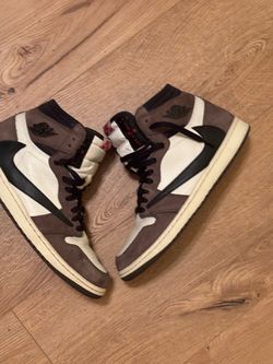 Travis Scott x Air Jordan 1 High Size 11