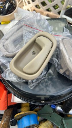 1999 Corolla Door Handle