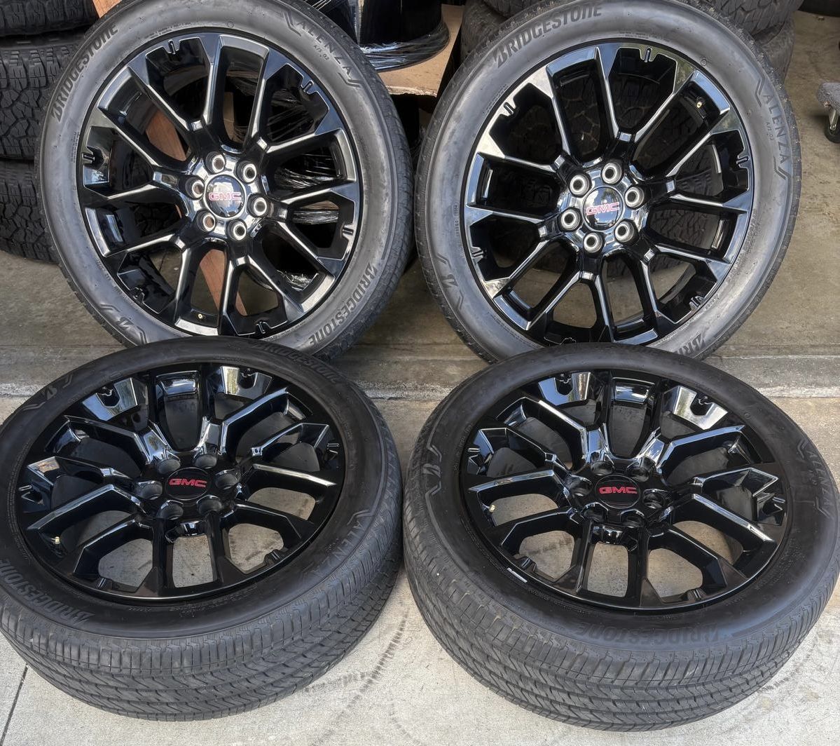 Gmc Sierra Yukon Factory Wheels 22”