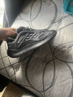Yeezey V3
