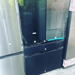 NEW SAMSUNG BESPOKE 4 DOOR FAMILY HUB FRIDGE $2,200 1 Year Warranty 