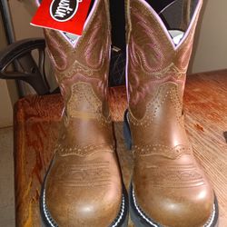 Justin Woman Boots New  Size 6B