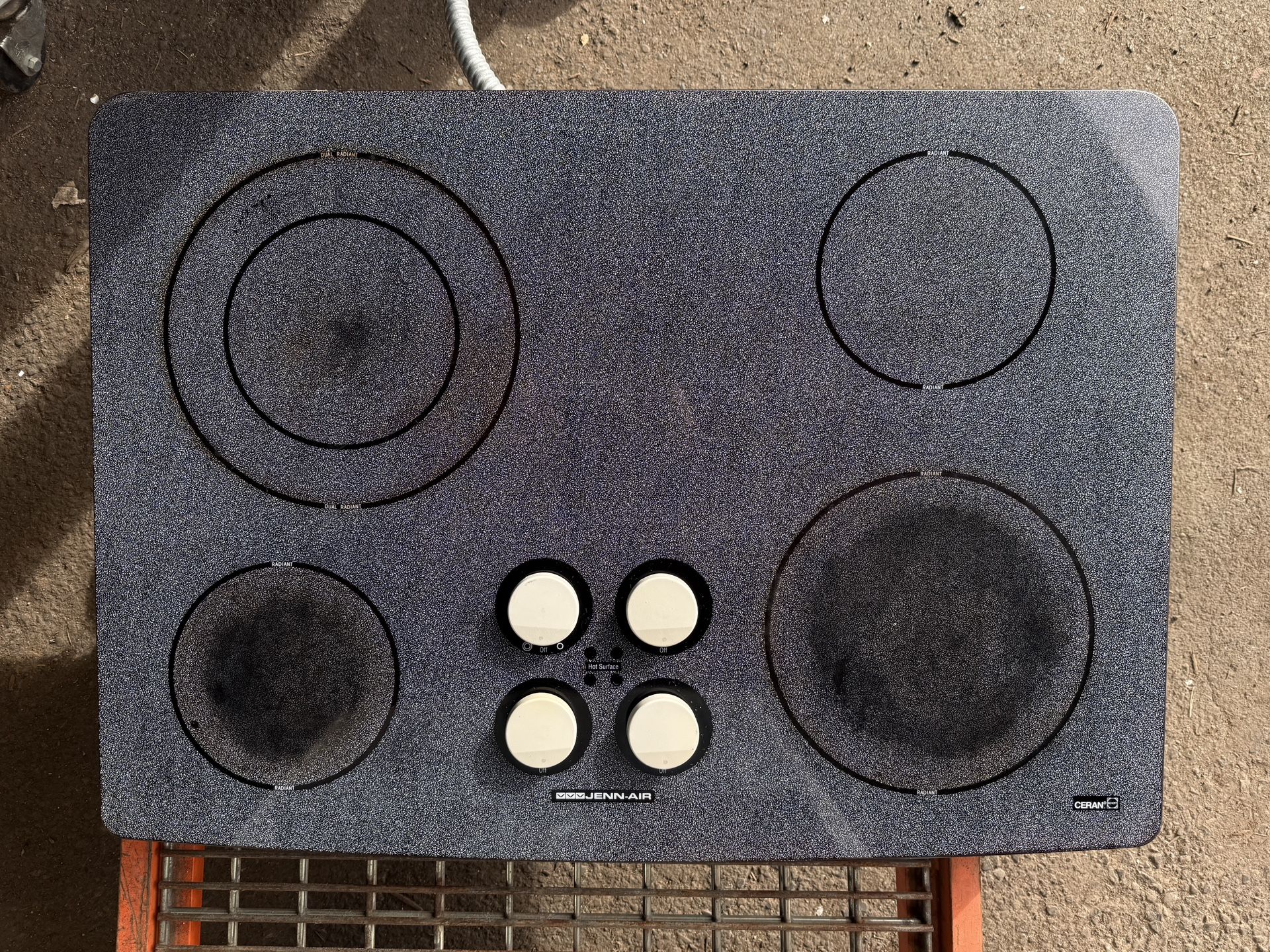 Jenn Air 30” Electric Cooktop