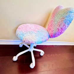Heart-shaped Kawaii Desk Chair 