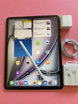 Apple IPad Air 13” (M2 chip / 2024 ) 128GB with Pen, keyboard & Accessories (100% battery) + warranty apple care +