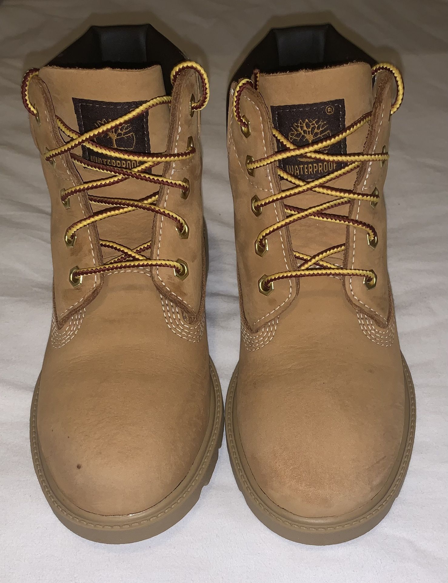Boys Youth Timberland Wheat Boots Size 1.5 Y EUC