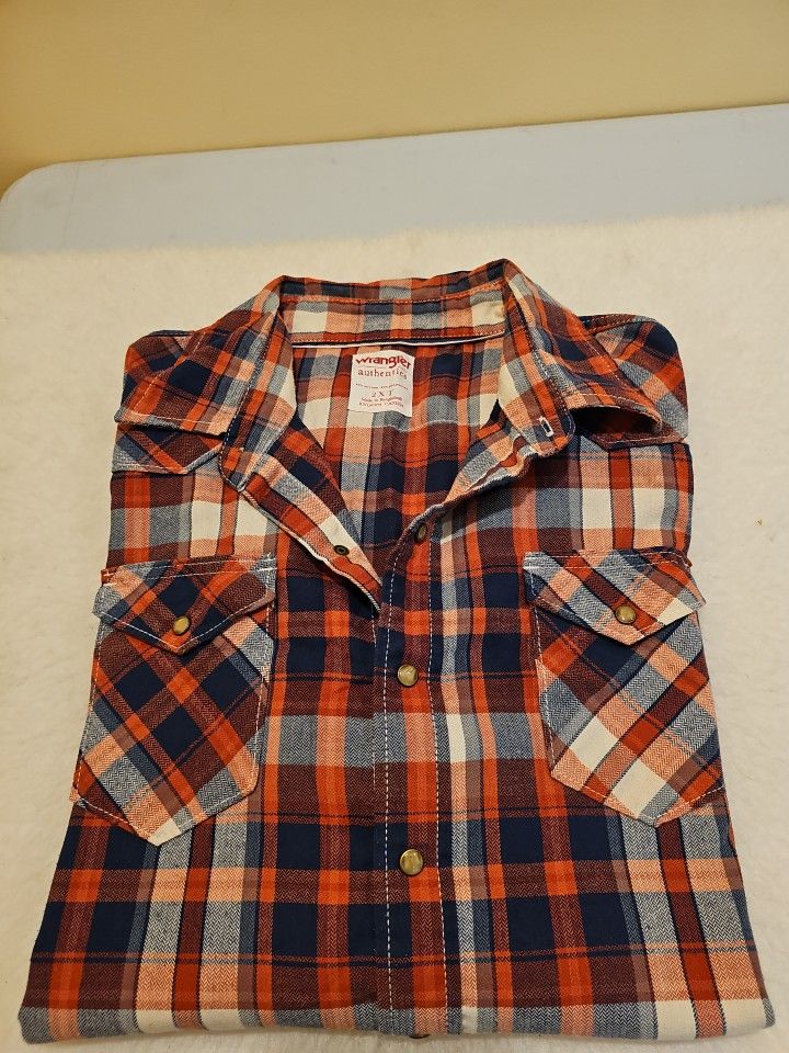 Wrangler Authentic Men's 2XLT Southwestern Plaid Pearl Snap Shirt