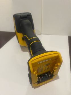 DEWALT ATOMIC RECIPROCATING  SAW DCS369