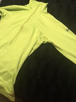 Nike medium woman