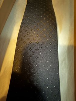 LV Tie Monogram