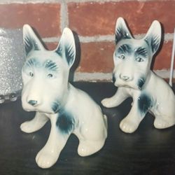 Vintage Set Of Ceramic Scottie Dog Figurines 