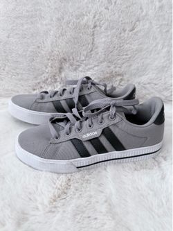 Sz 4 Kids Adidas Grey Canvas Low-Top Sneakers