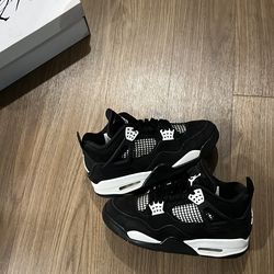 Jordan 4: Whie Thunder | 9M