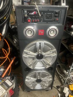 Nice speaker Bluetooth very good boss