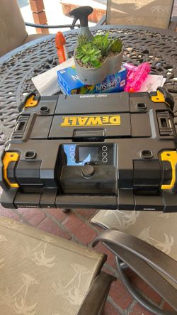 Dewalt 60volt radio