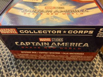 Marvel Collector Corps Box Captain America Brave New World Size Medium New Sealed