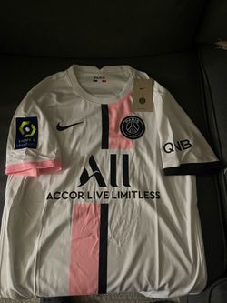 Paris Saint-Germain 2021/22 Away Jersey - New with Tags - 40$