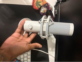 Mic & monitor with keyboard