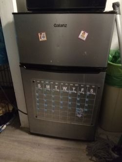 Mini fridge