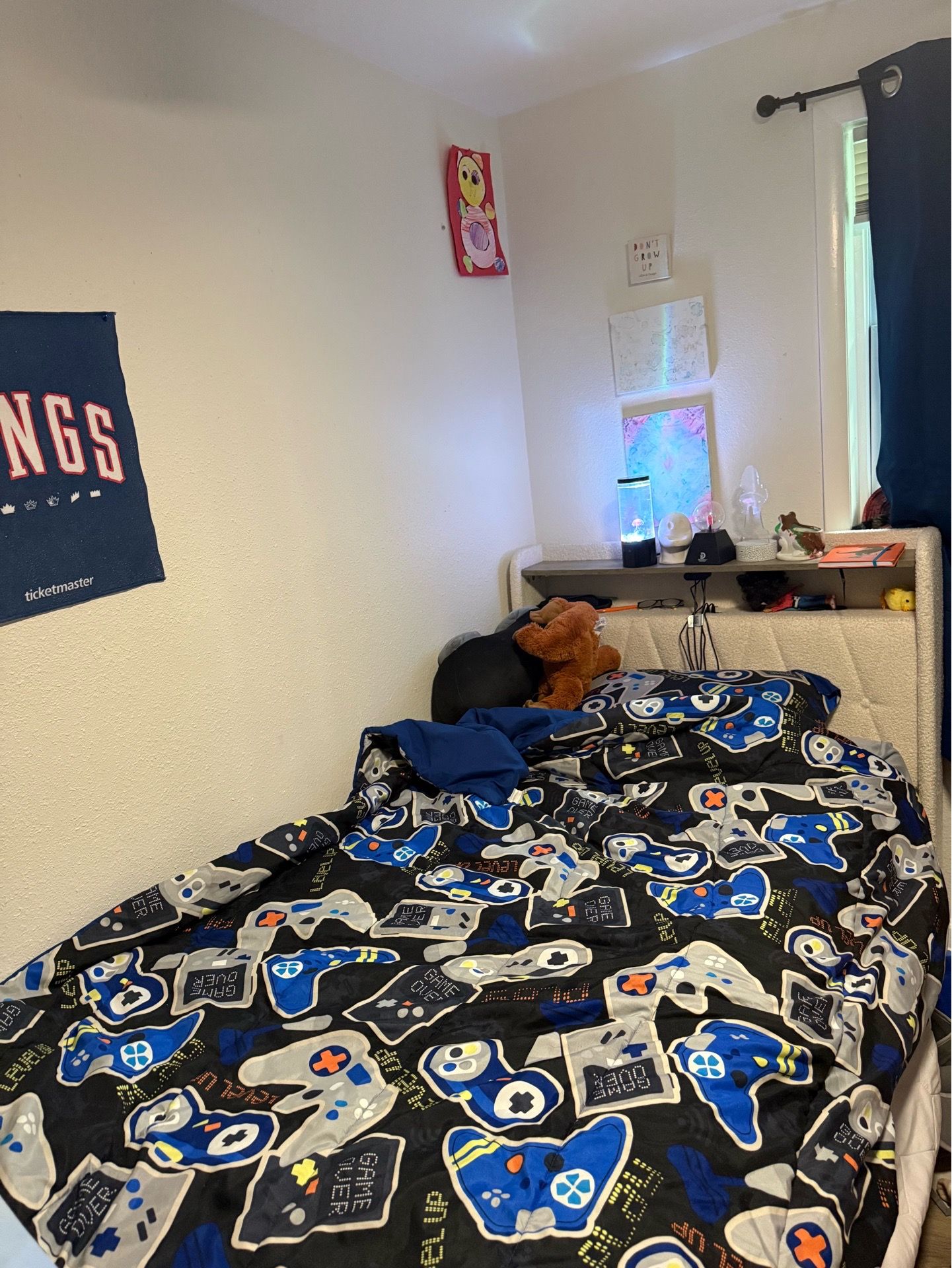 Twin Bed