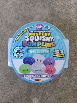 Mystery Squishy Dumpling Snokflake Edition CONFIRMED SEALED RARE ❄️