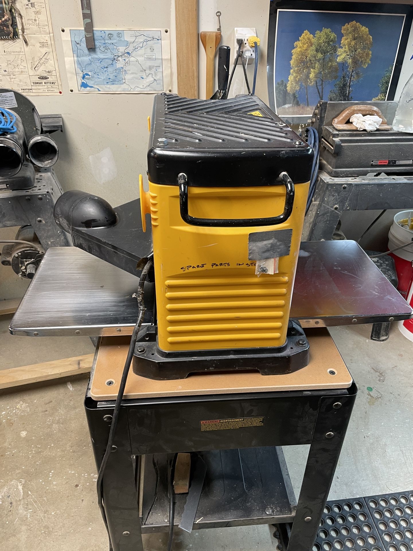 Dewalt DW733 12.5” Thickness Planer for Sale in Naperville, IL OfferUp