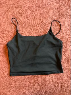 Black crop tank top
